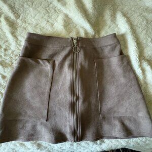 Fashion on Earth Skirt Size Small